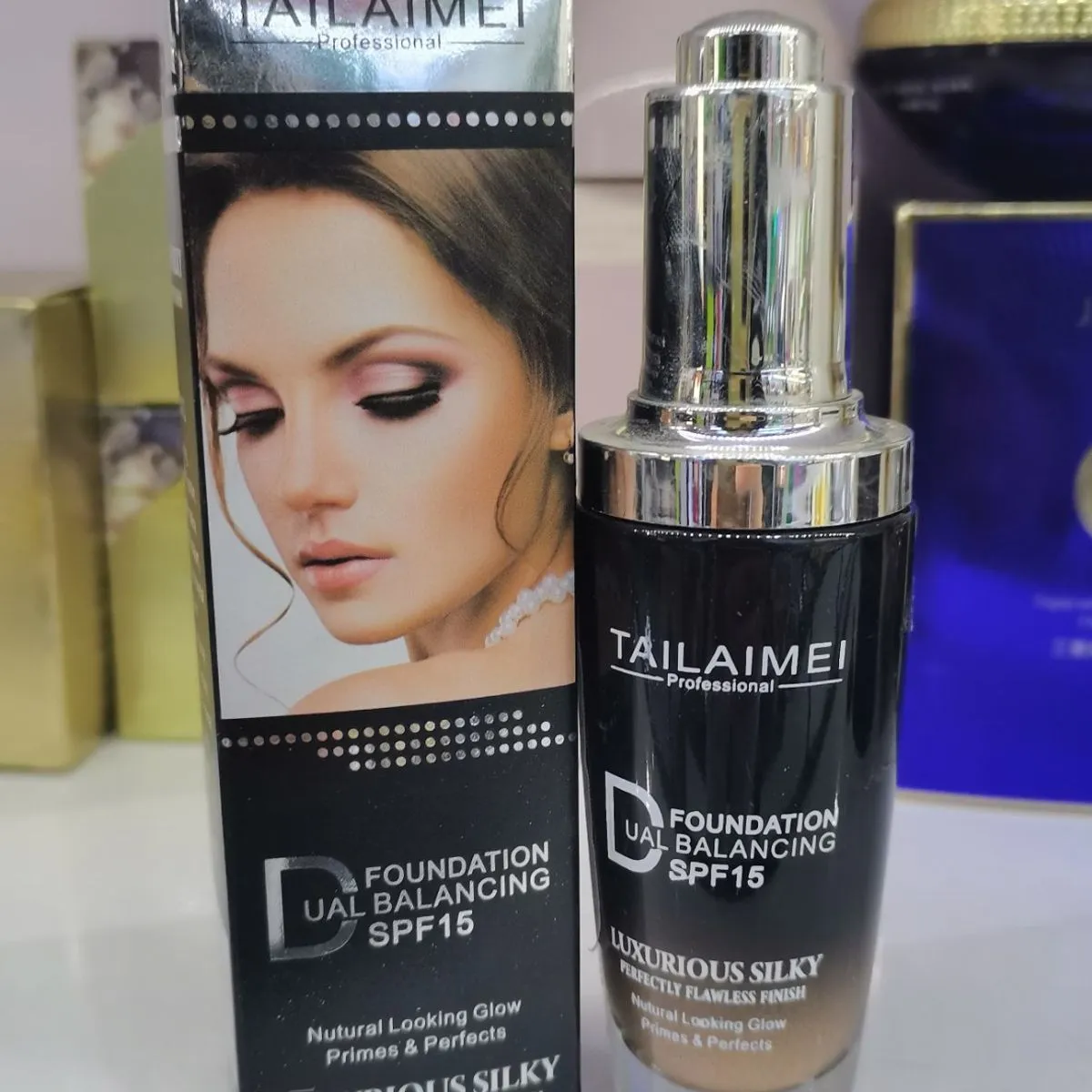 Podkład do twarzy TAILAIMEI Dual Balance SPF15 30ml
