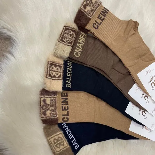 Skarpetki damskie z mankietem Balenciaga, 6 kolorów
