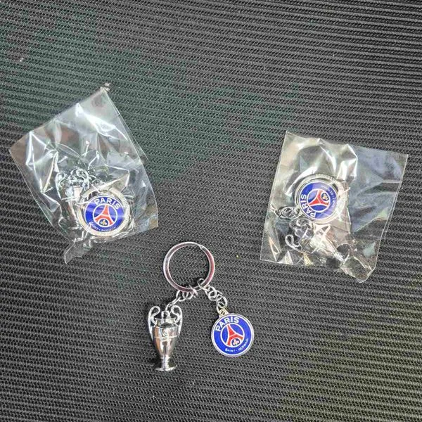 Brelok Zabawkowy PSG Puchar z Logo