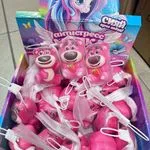 Zabawka Squeeze Toys Gniotek Miś Różowy z Truskawką 24 szt.