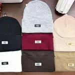 Czapki damskie beanie UGG 6 kolorów
