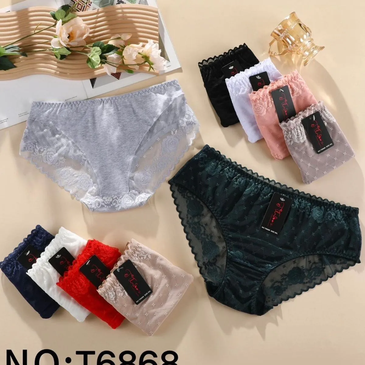 Majtki damskie koronkowe 3XL:30, 4XL:32, 5XL:34 NO.T688