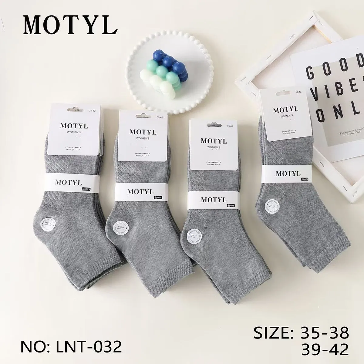 Skarpetki damskie Motyl szare rozmiar 35-38 i