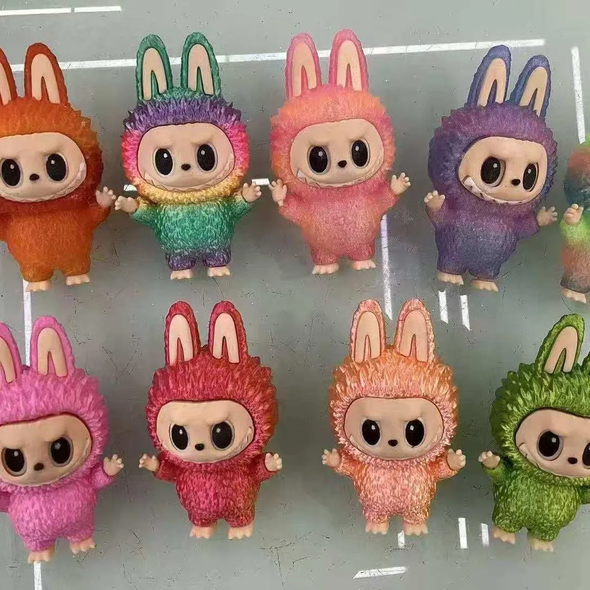 Zabawki Figurki Labubu - Kolorowe Mini Potworki, Zestaw 12 szt.