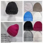 Czapki damskie beanie 20% wełna 80% akryl, ozdobione brokatem