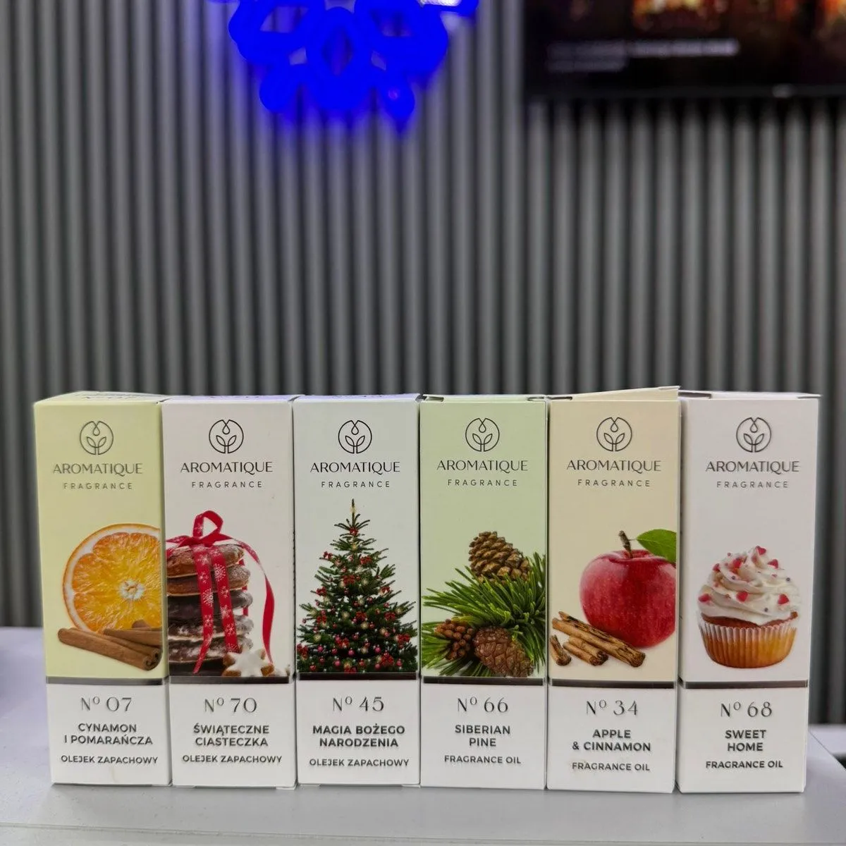 Olejek zapachowy Aromatique N07-N08 świąteczny 12 szt