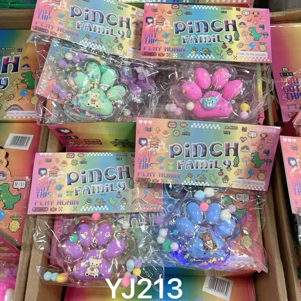 Zabawka Gniotek Pinch Family Duży Łapa z Lampką LED 12szt