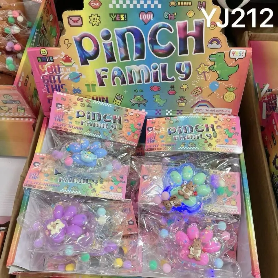 Zabawka Pinch Family Łapka z Lampką LED, 16 szt.