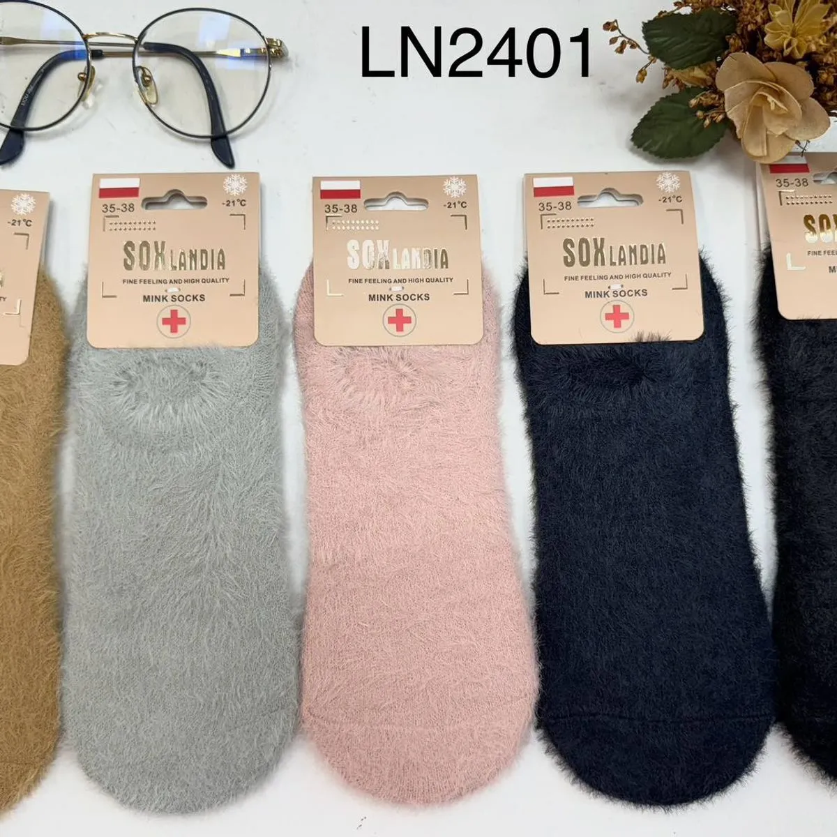 Damskie stopki bukle SOXLANDIA 35-38, puszyste mink socks