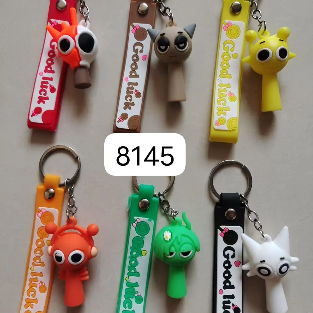 Brelok do kluczy Good Luck z postaciami 8145