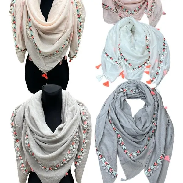 Chusta Damska Wzorzysta z Frędzlami SKU 260326-103