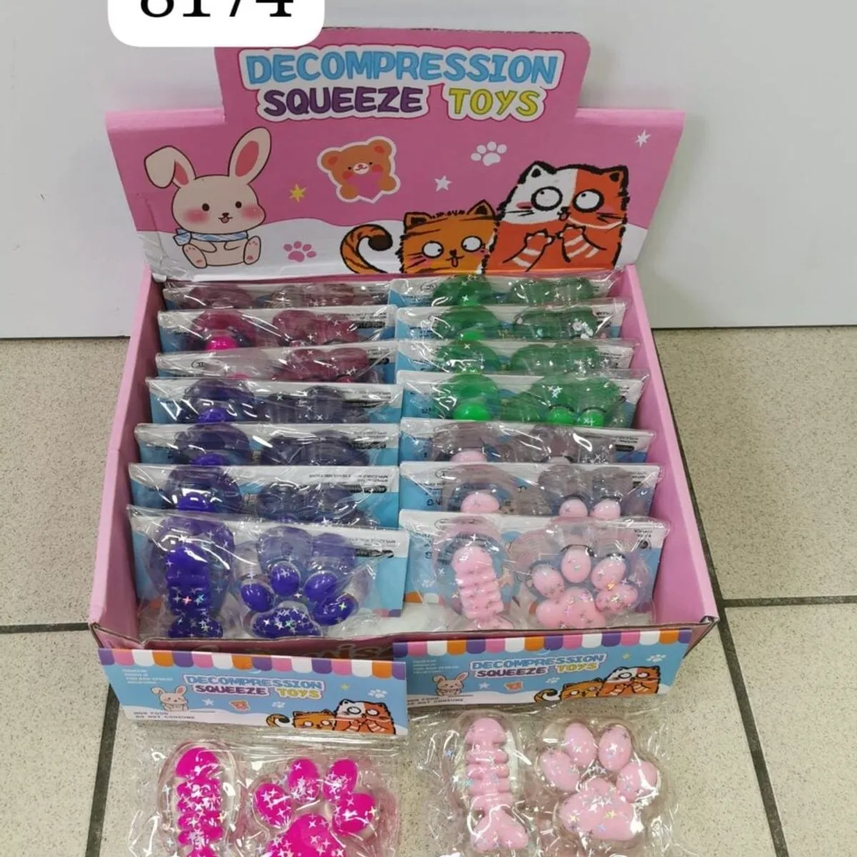 Zabawka Squeeze Toys Gniotek Łapka i Ryba z Brokatem 16 szt.