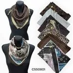 Zestaw 12 szali damskich wzorzystych C550801