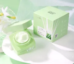 Krem nawilżający z aloesem Aloe 261125-329