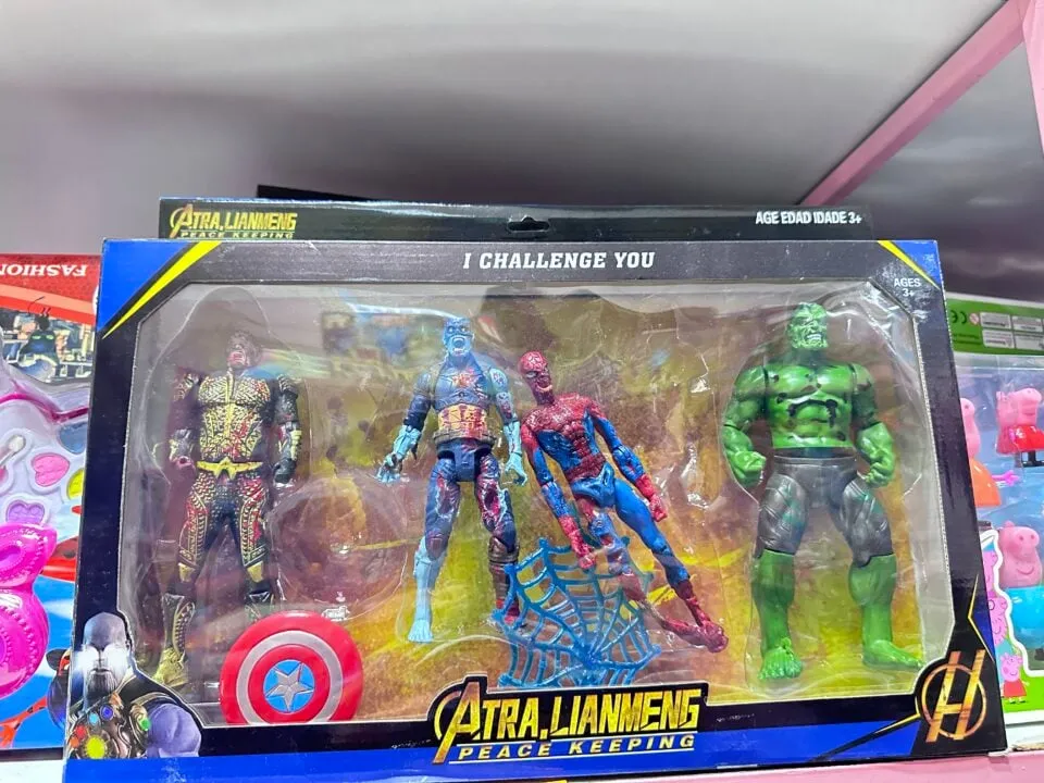 Figurki Avengers Atra Li Meng - Zestaw 4 szt z akcesoriami, 6 szt/paczka