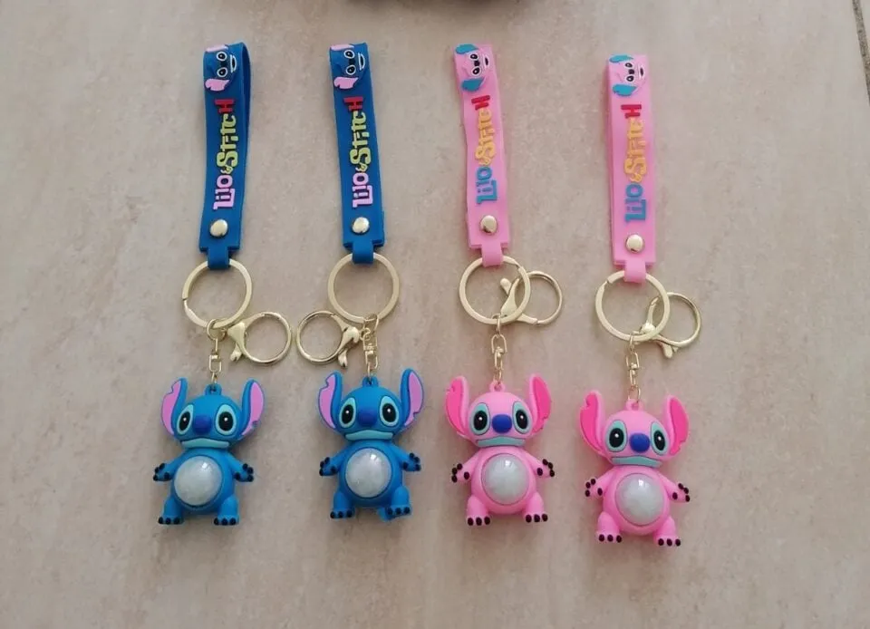 Brelok do Kluczy Świecący Stitch z Paskiem Mix Kolorów 24szt
