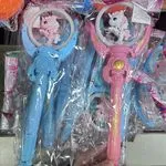 Magiczny Miecz z Figurką Jednorożca i Światłem LED, 6 szt. Mix