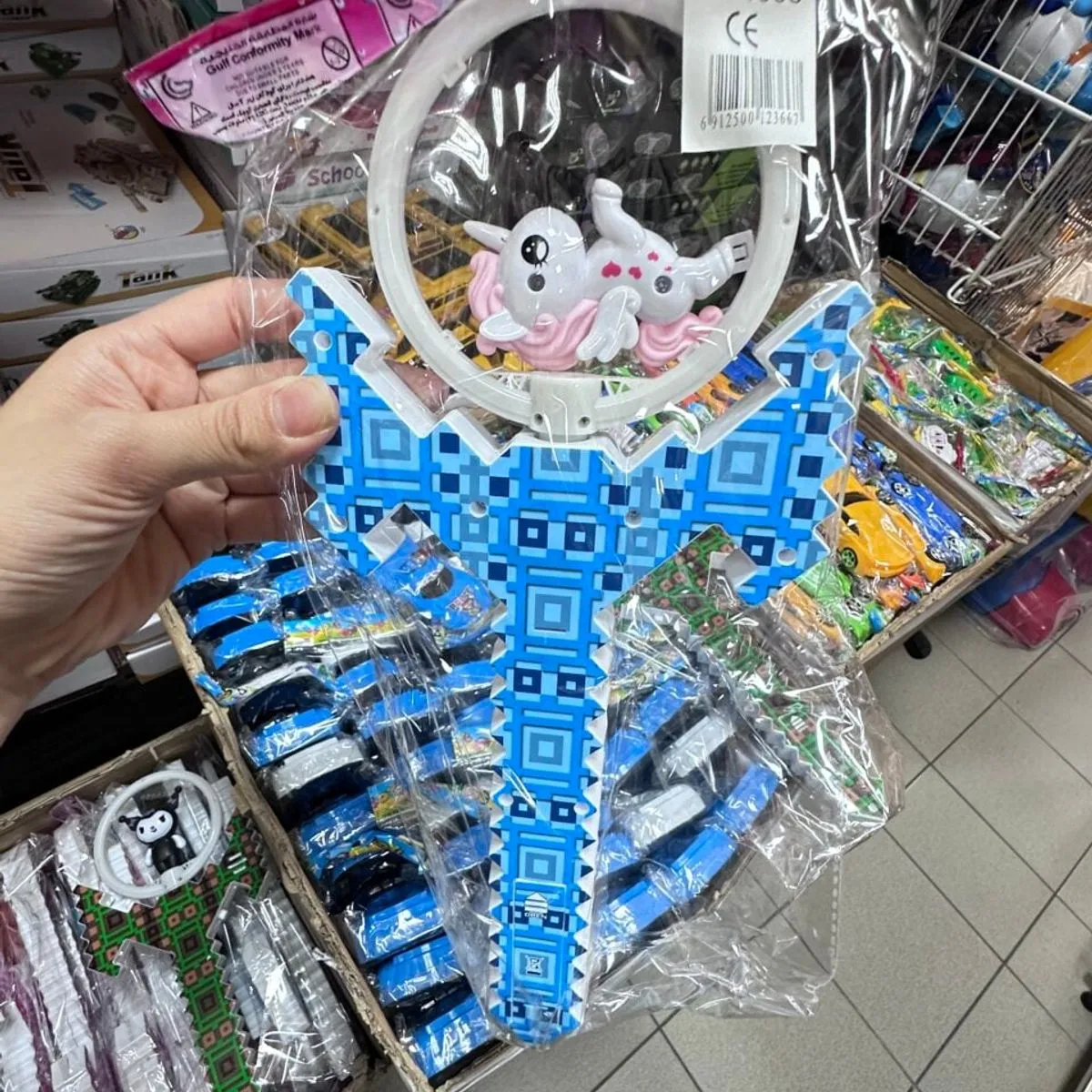 Magiczny Miecz Pixel z Figurką Kuromi i Światłem LED 6szt Mix