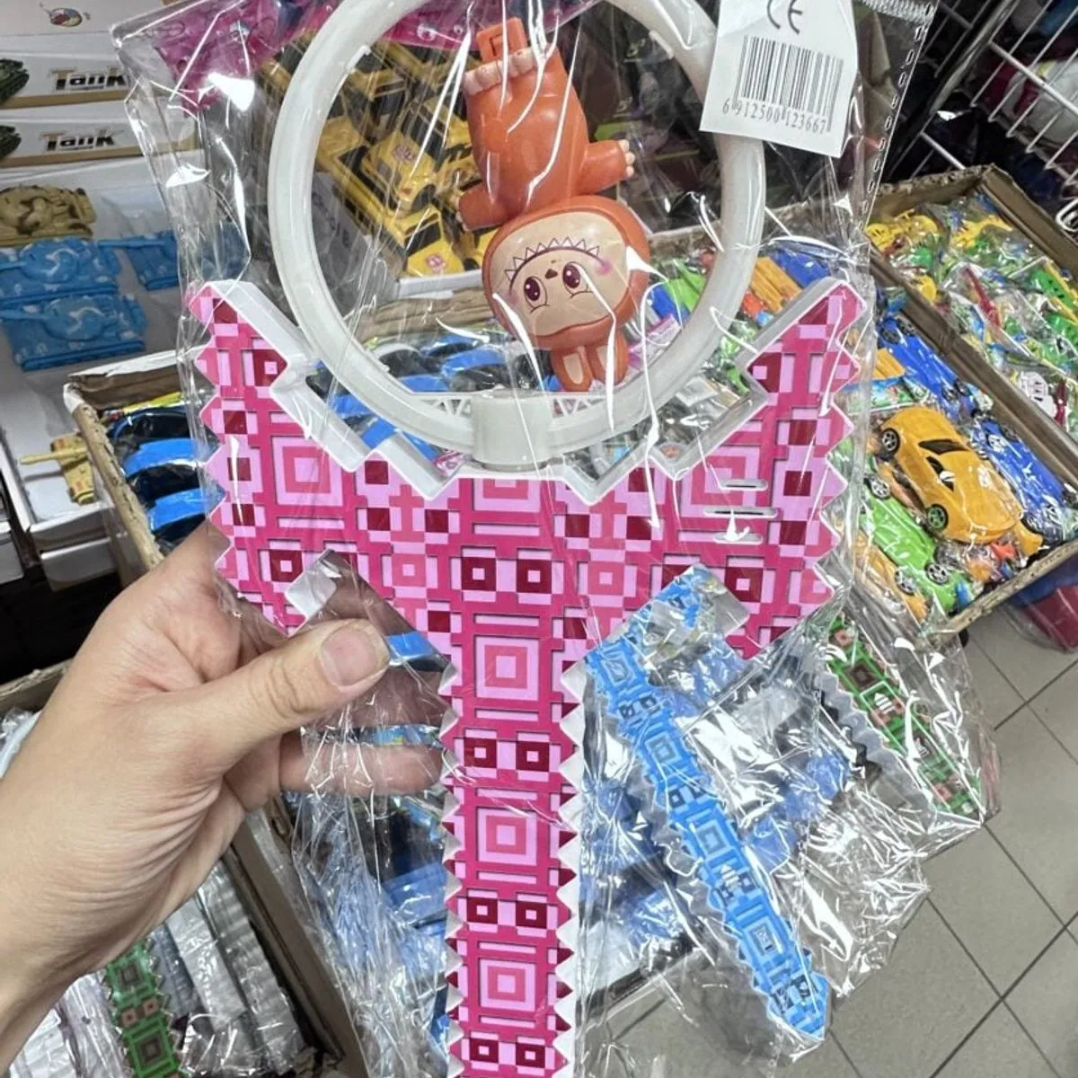 Magiczny Miecz Pixel z Figurką Kuromi i Światłem LED 6szt Mix