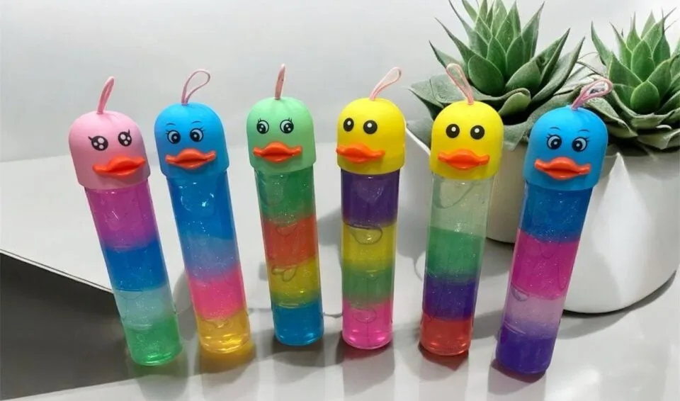 Zabawka Crystal Mud Slime w tubie Kaczuszka 12 szt.