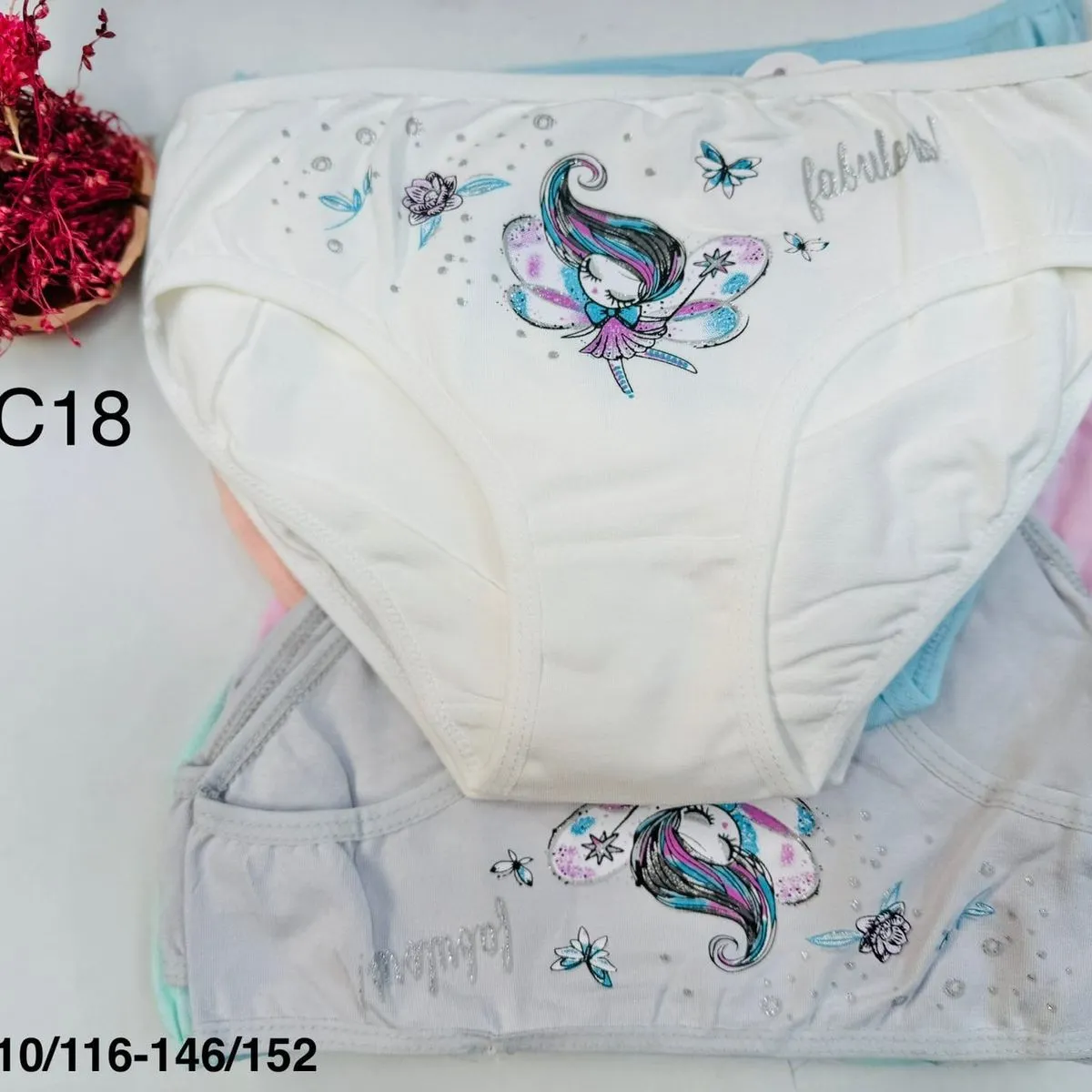 Majtki dziewczęce bawełniane wróżka 110-152 C18