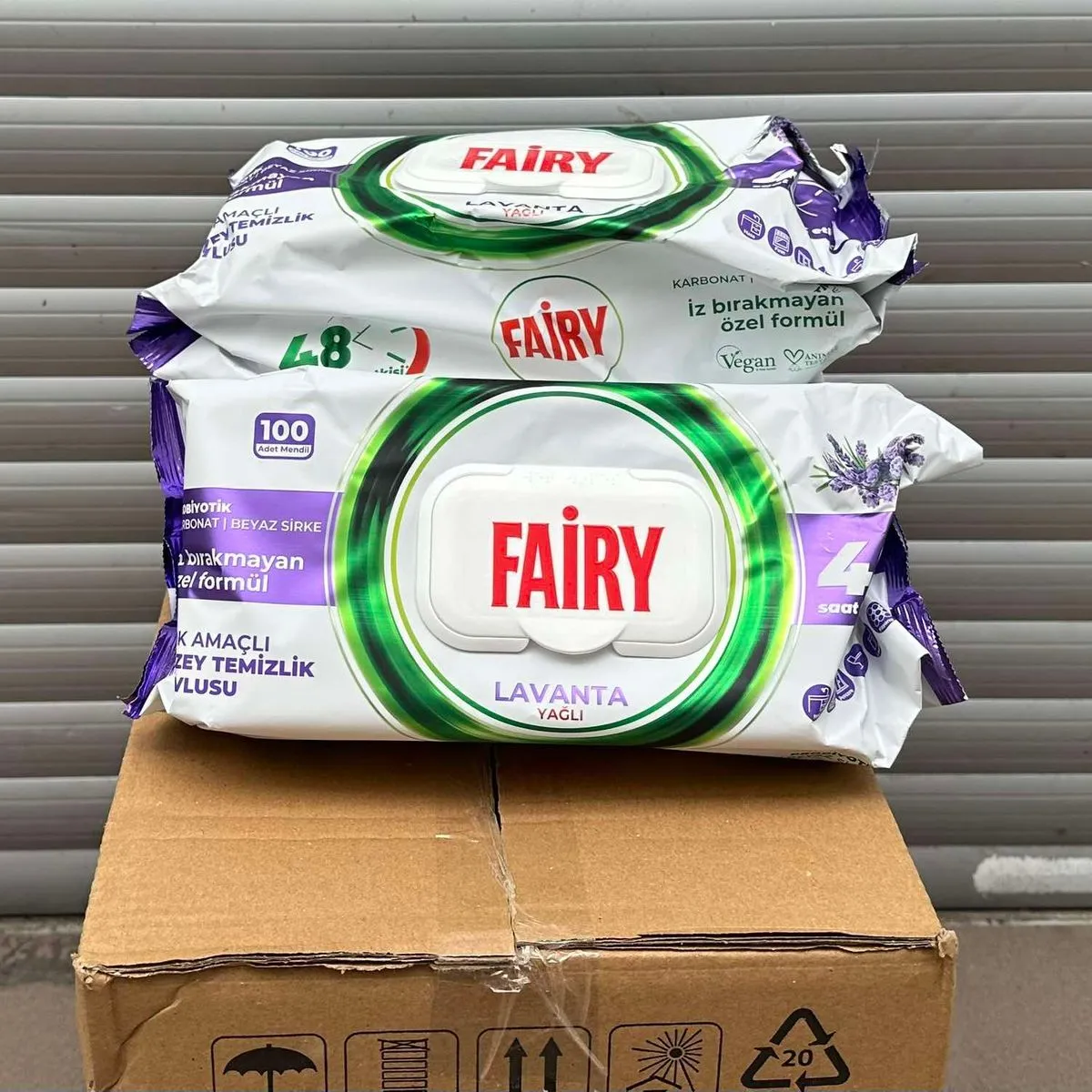 Chusteczki Czyszczące Fairy Lawenda 100 szt