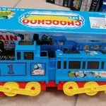 Zabawka Train ChooChoo - niebieski pociąg z wagonami