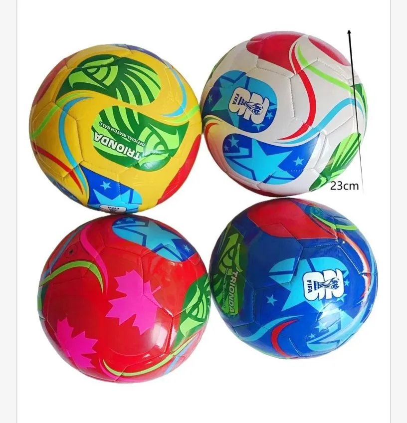 Mini piłki futbolowe 23cm wzory flag narodowych