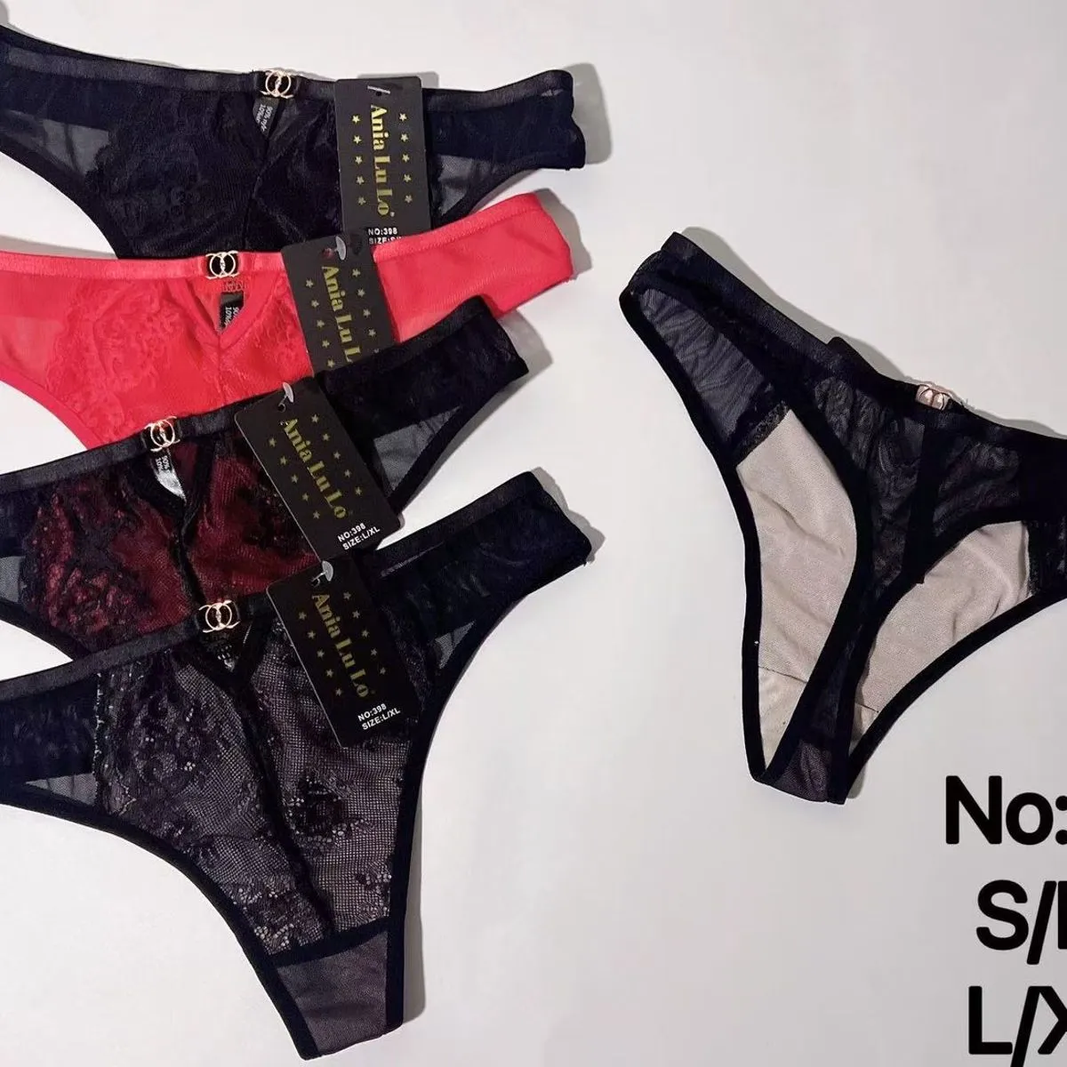 Stringi damskie S/M, L/XL No.398 czarne czerwone beżowe