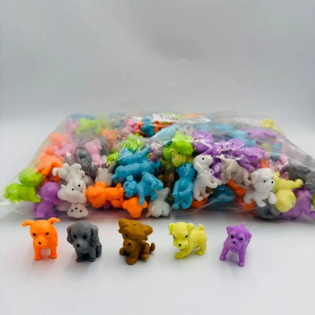 Mini figurki squeeze piesków antyestresowe, mix kolorów