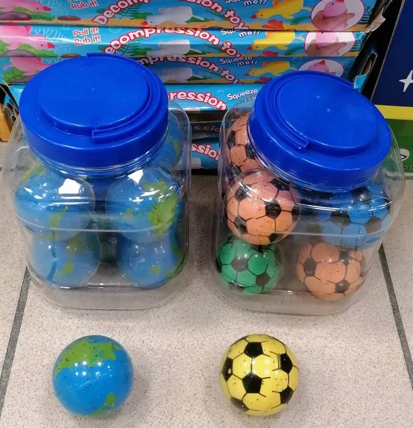 Piłka Mini Gniotek Antystresowy Mix Wzorów Globus Futbol 10 szt.
