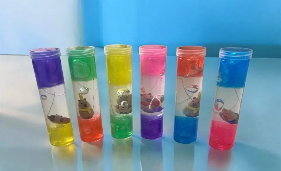 Zabawka Slime Kapibara w Tubie - Kolorowa Masa z Figurką 12 szt.