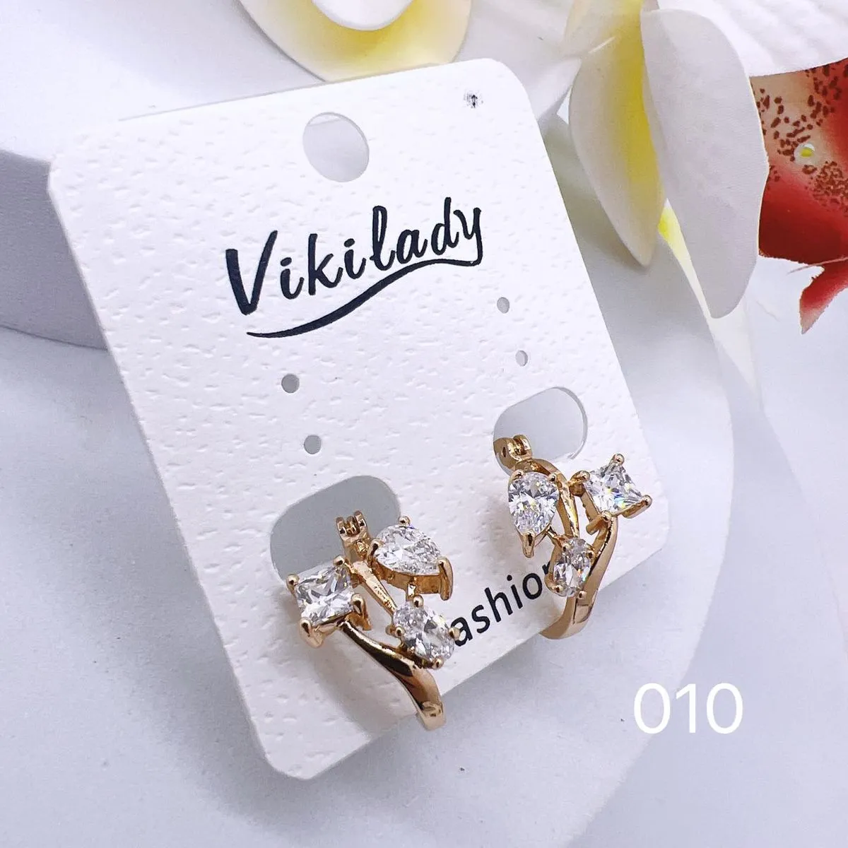 Kolczyki damskie wiszące z cyrkoniami Vikilady 010
