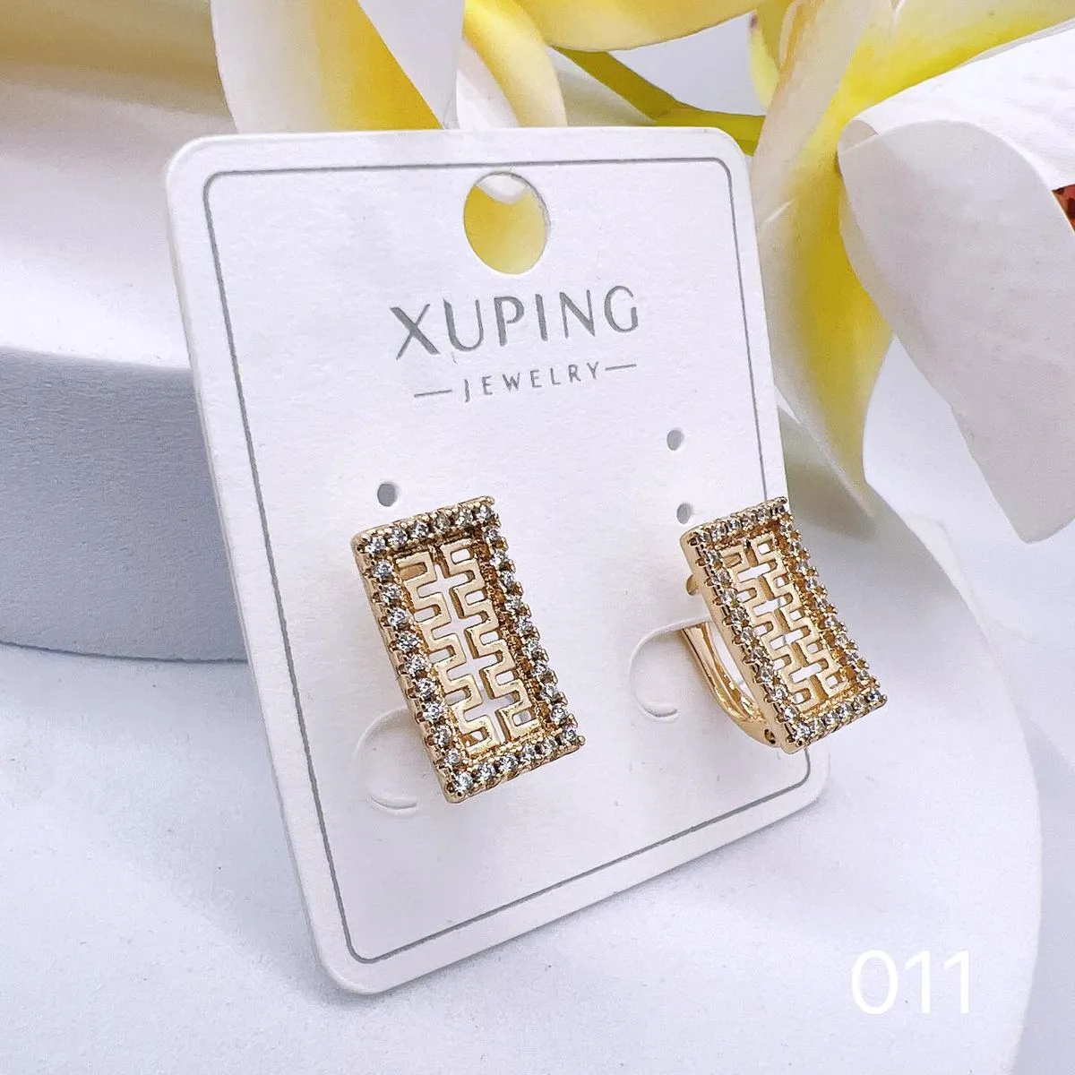 Kolczyki damskie Xuping Jewelry klipsy złote z cyrkoniami
