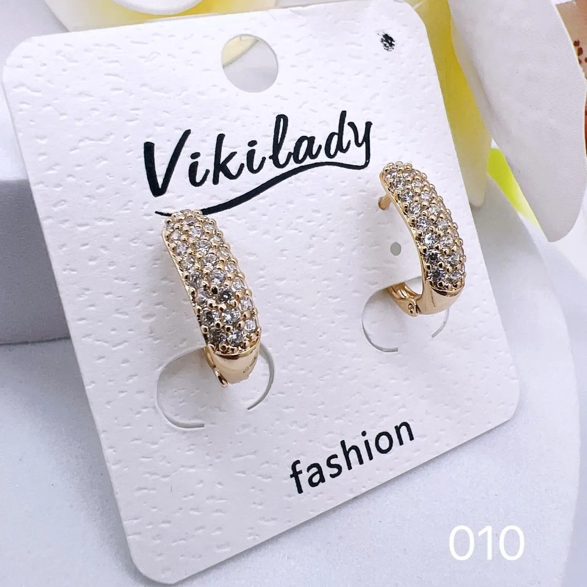 Kolczyki damskie Vikilady hoop z cyrkoniami złoty 010