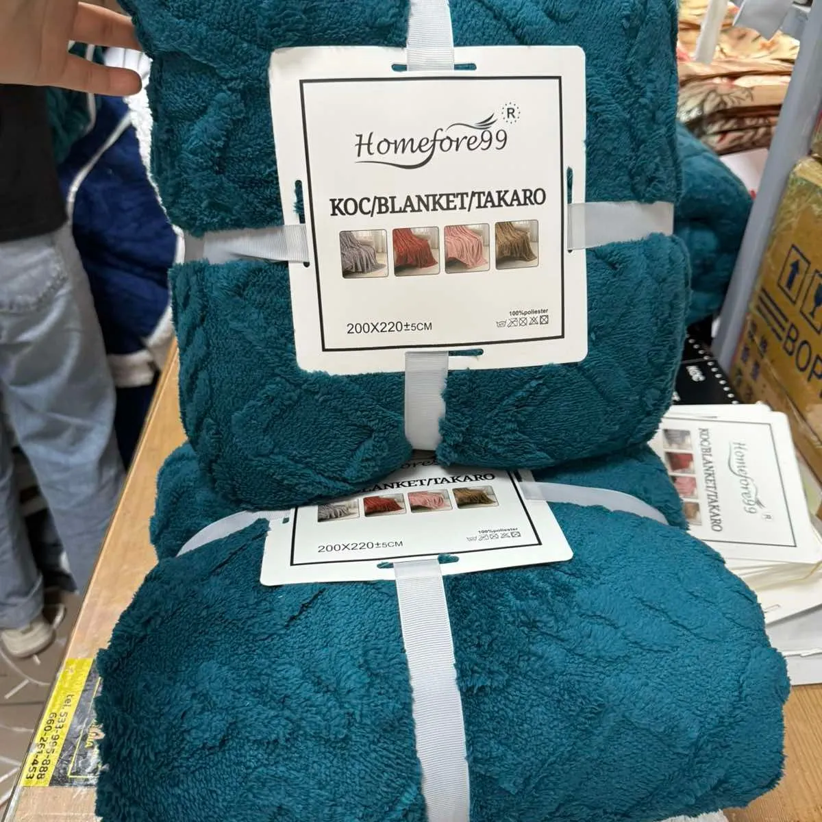 KOCE 200x220cm turkusowe Homefore