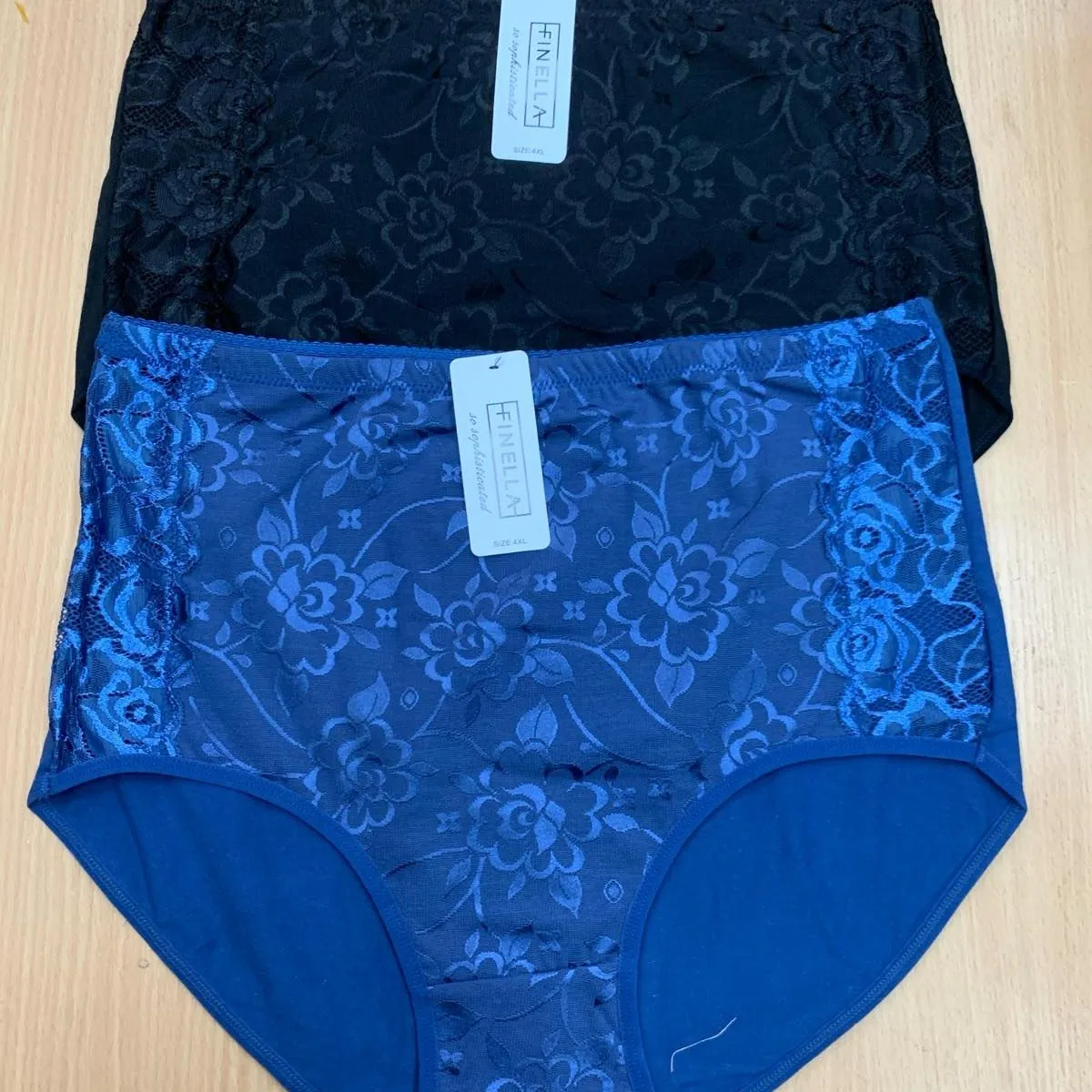 Majki damskie rozmiar XL-3XL czarne i granatowe