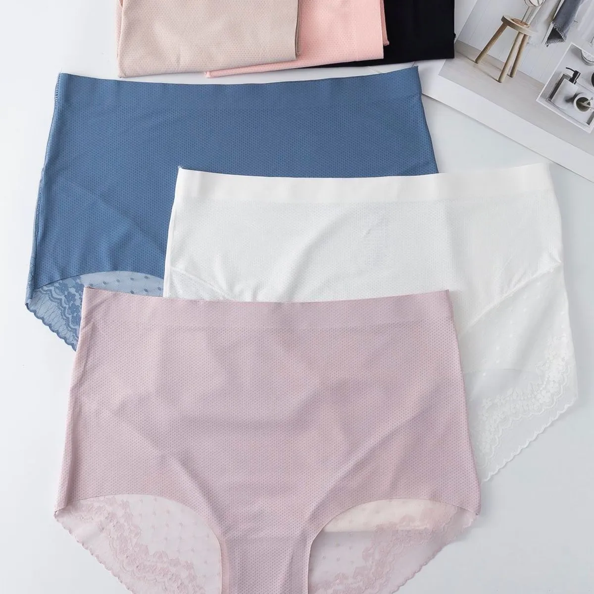 Majtki damskie Finella rozmiar XL-XXL-XXL, 6 kolorów