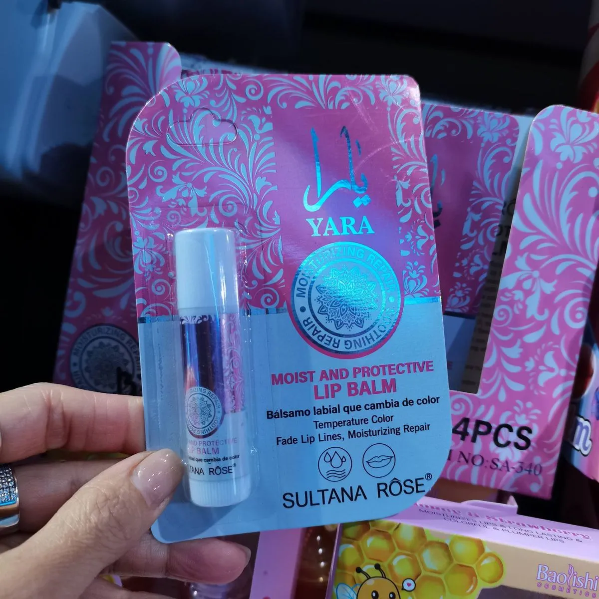 Błyszczyk do ust YARA Sultana Rose 4PCS