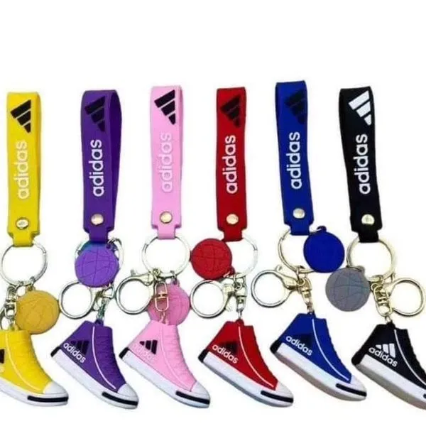 Brelok Zabawkowy But Adidas - Zestaw Kolorowy