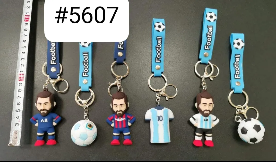 Brelok do kluczy z figurkami piłkarza #5607