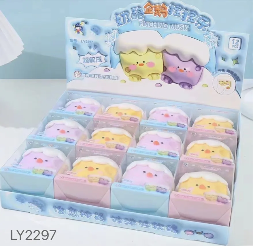 Gniotki Squeeze Toys Zimowe Kaczuszki LY2297 12szt