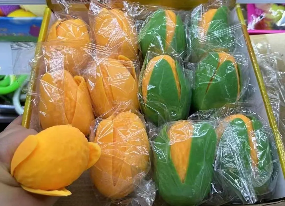 Gniotki Squeeze Toys kukurydza pomarańczowa i zielona