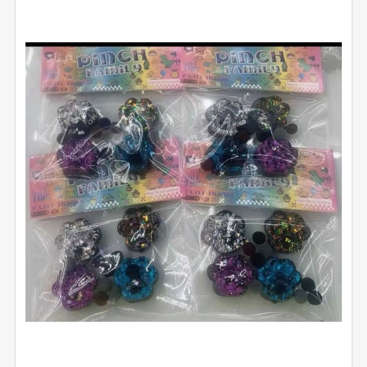 Zabawki Squeeze Toys Pinch Family Łapki z Brokatem 16 szt.
