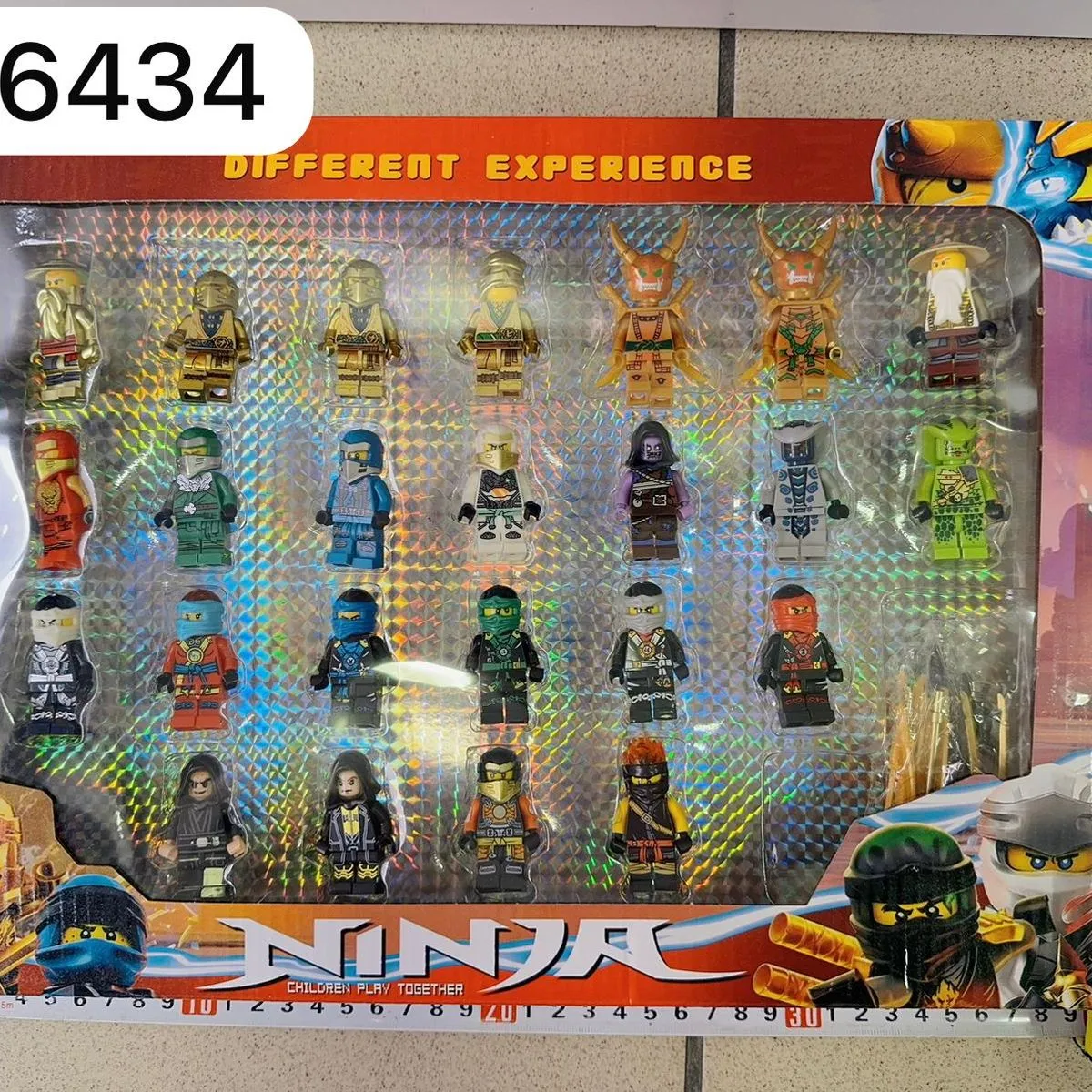 Figurki Ninja 24+1PCS Zestaw Ninjago