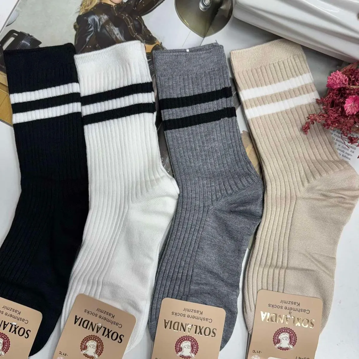 Skarpetki damskie sportowe w 4 kolorach
