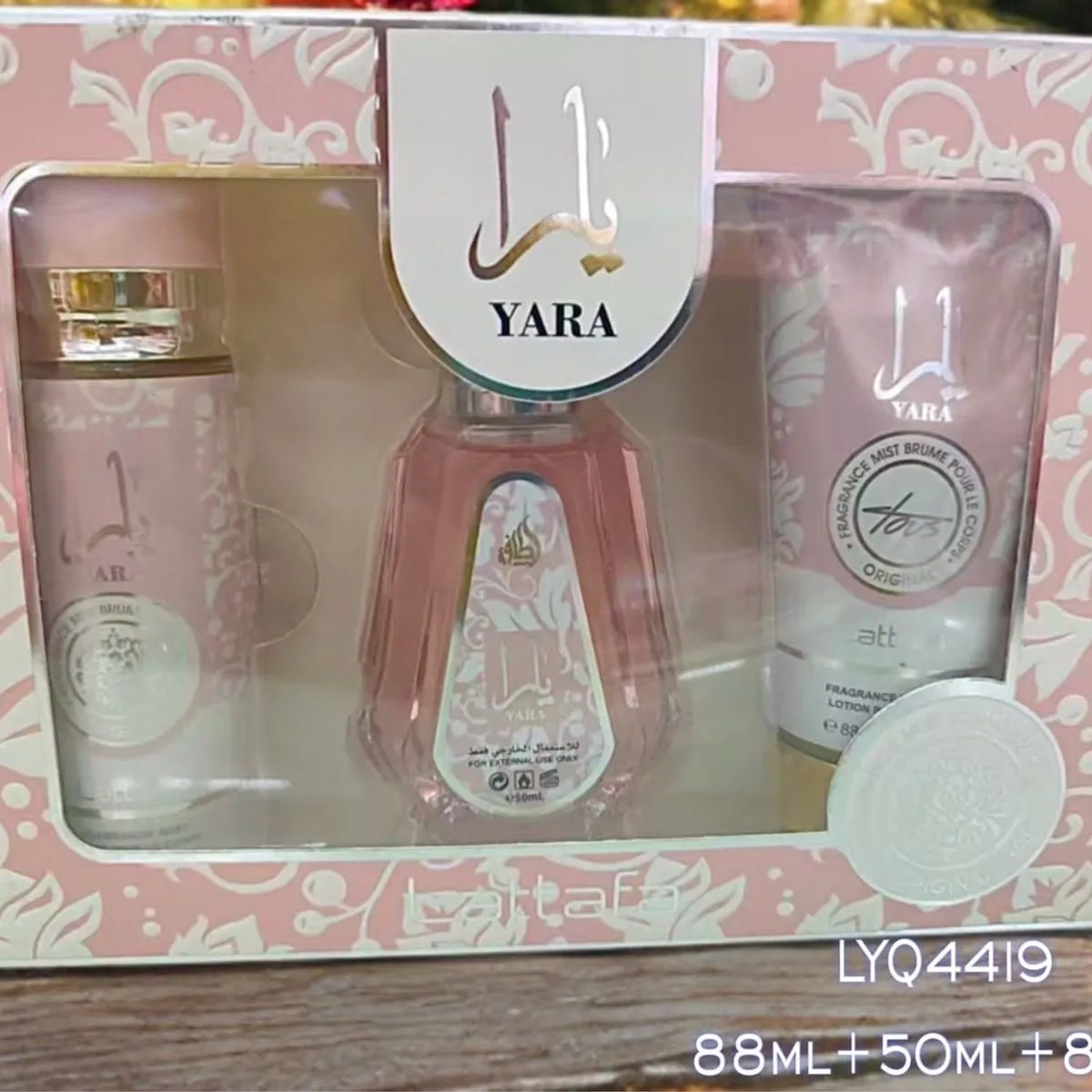 Zestaw prezentowy Yara: perfumy 88ml + żel 50ml + balsam 88ml