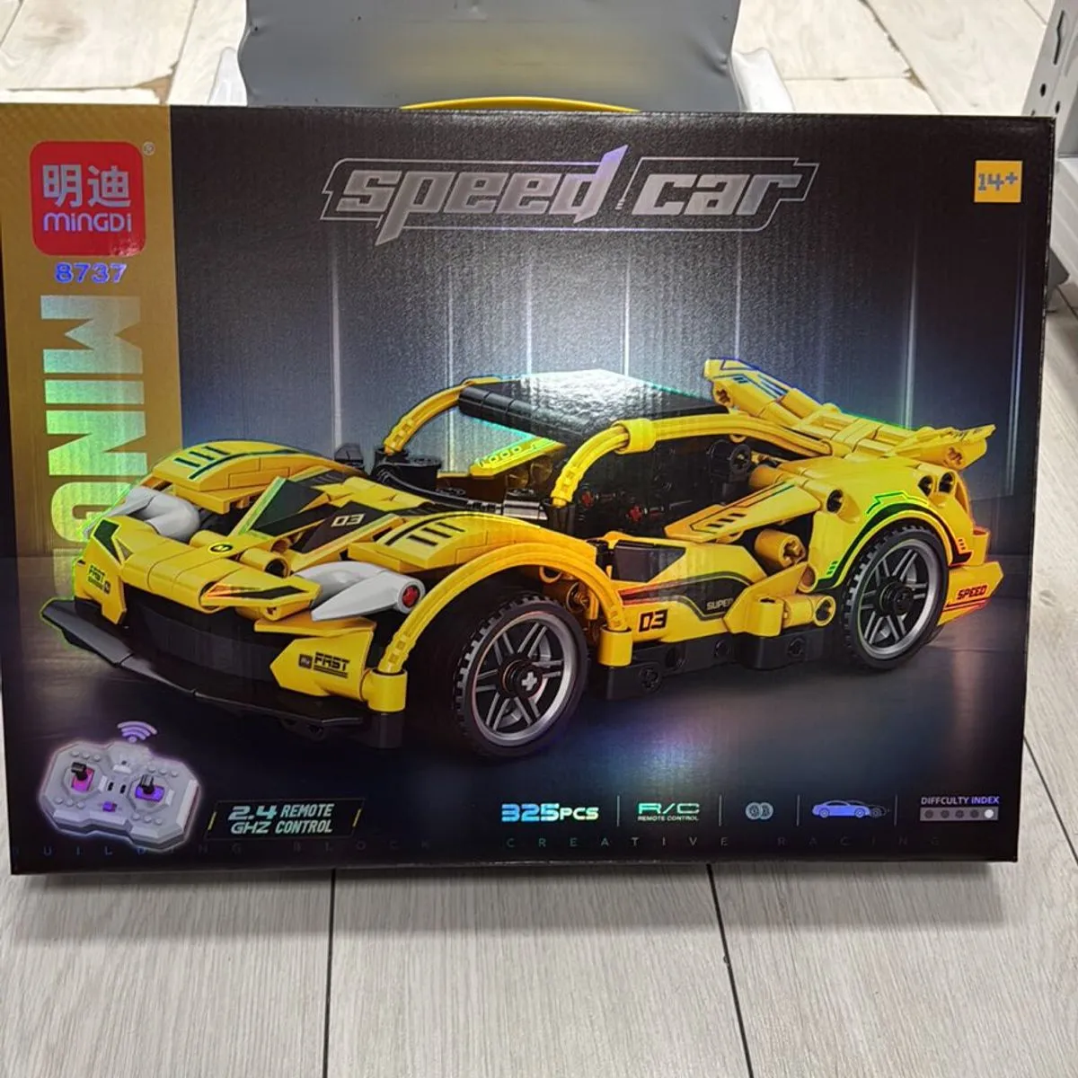 Zestaw klocków MINIQ Speed Car żółty supersamochód RC