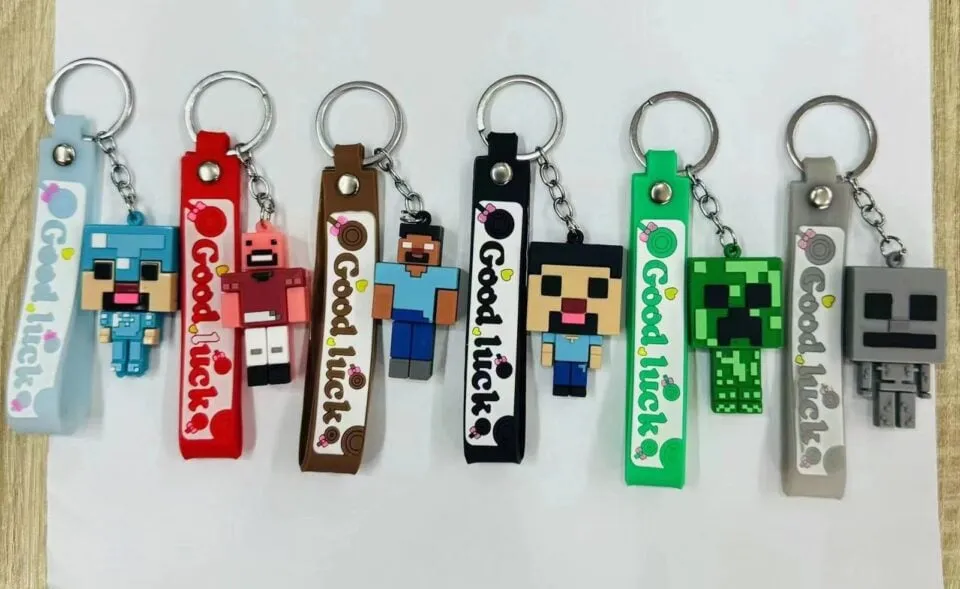 Brelok Minecraft z Paskiem Good Luck Mix Wzorów 24szt