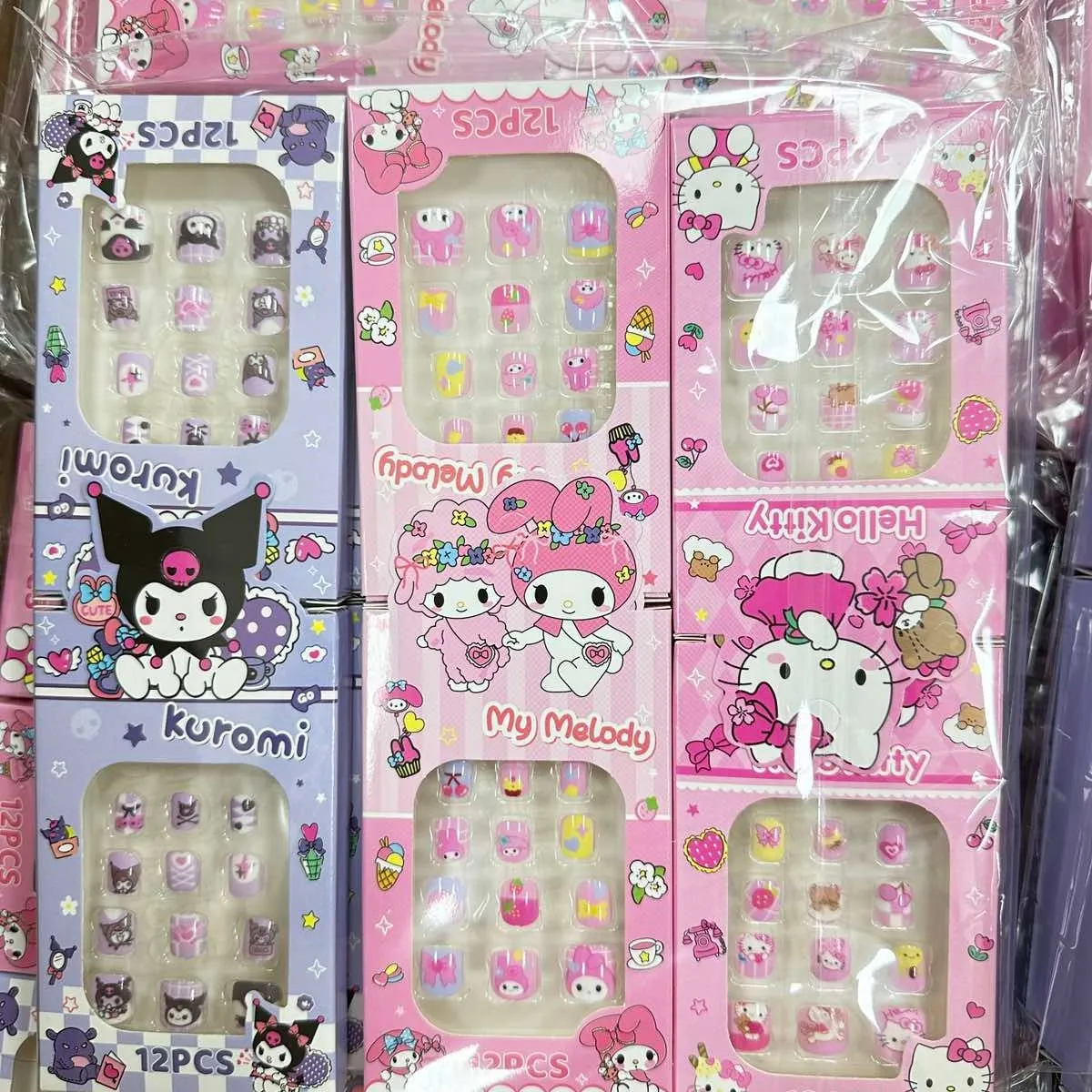 Sztuczne paznokcie Sanrio 12 szt. Kuromi Melody Hello Kitty